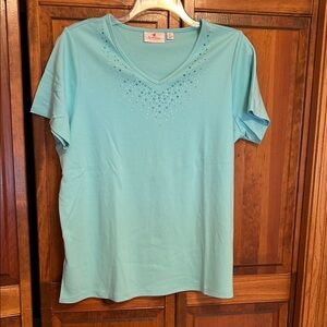 Quacker Factory Light Blue Short Sleeve Tee size 1X